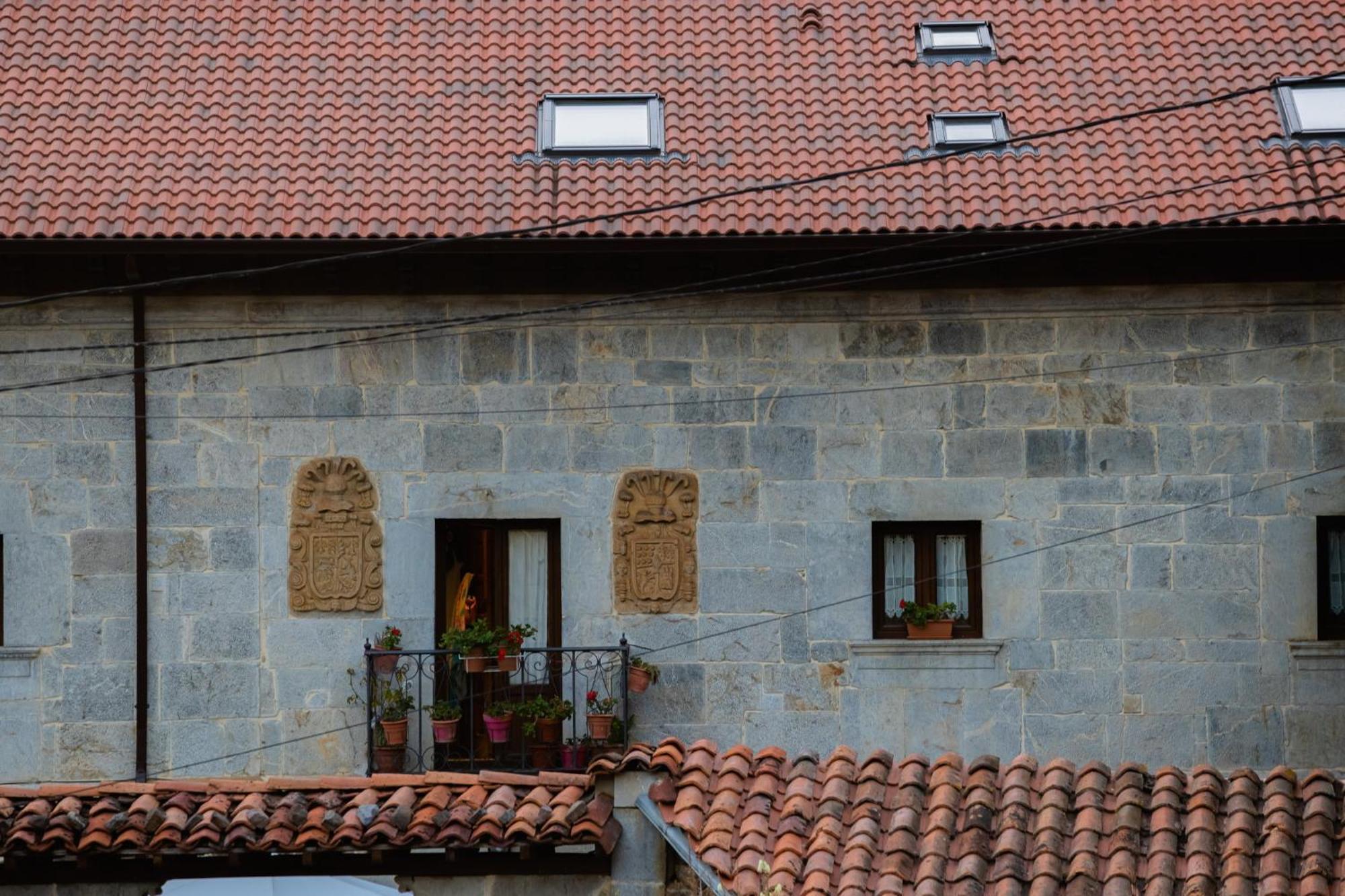 Posada Villa Matilde Cillorigo de Liebana エクステリア 写真